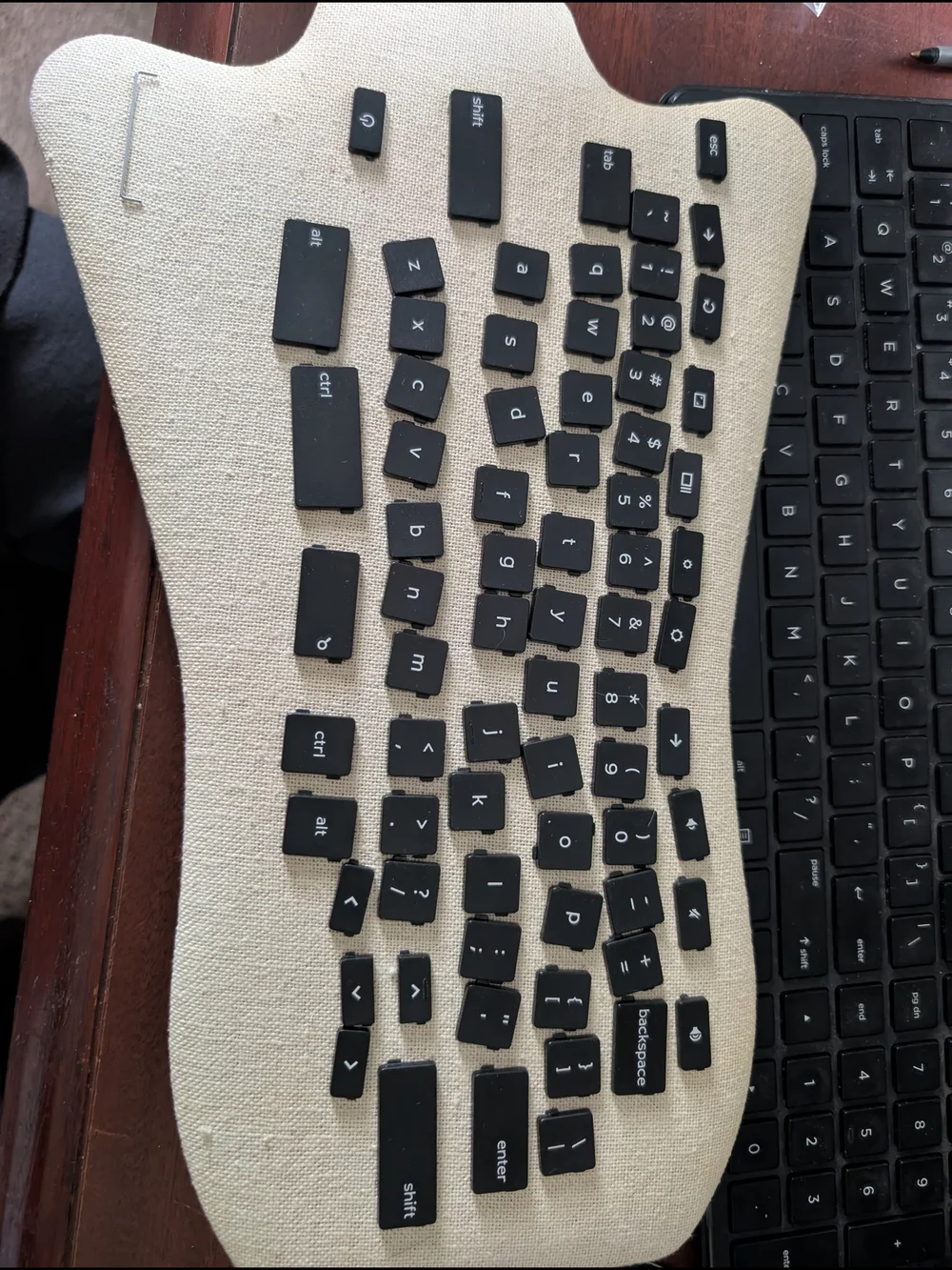 Replacement Black Laptop Keycap Set - 60+ Keys #88